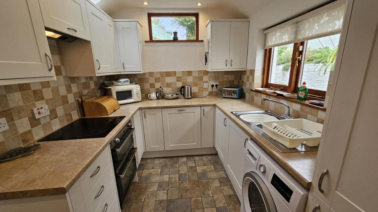 Hillside Cottage Porthscatho Bagian luar foto