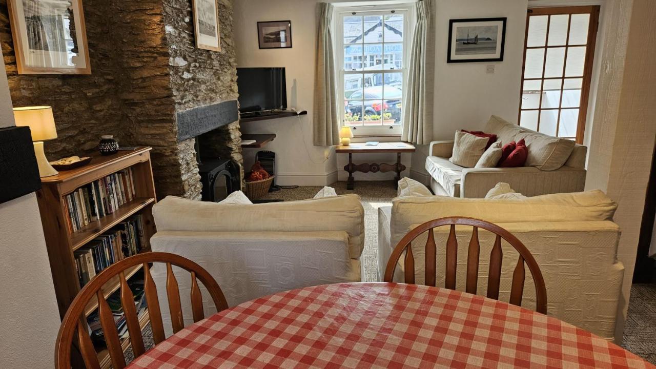 Hillside Cottage Porthscatho Bagian luar foto